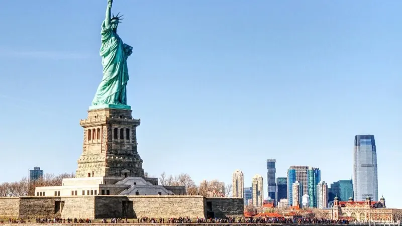 Study in the USA, New York skyline